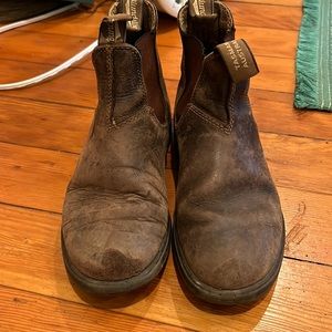 Woman’s Blundstone 7.5